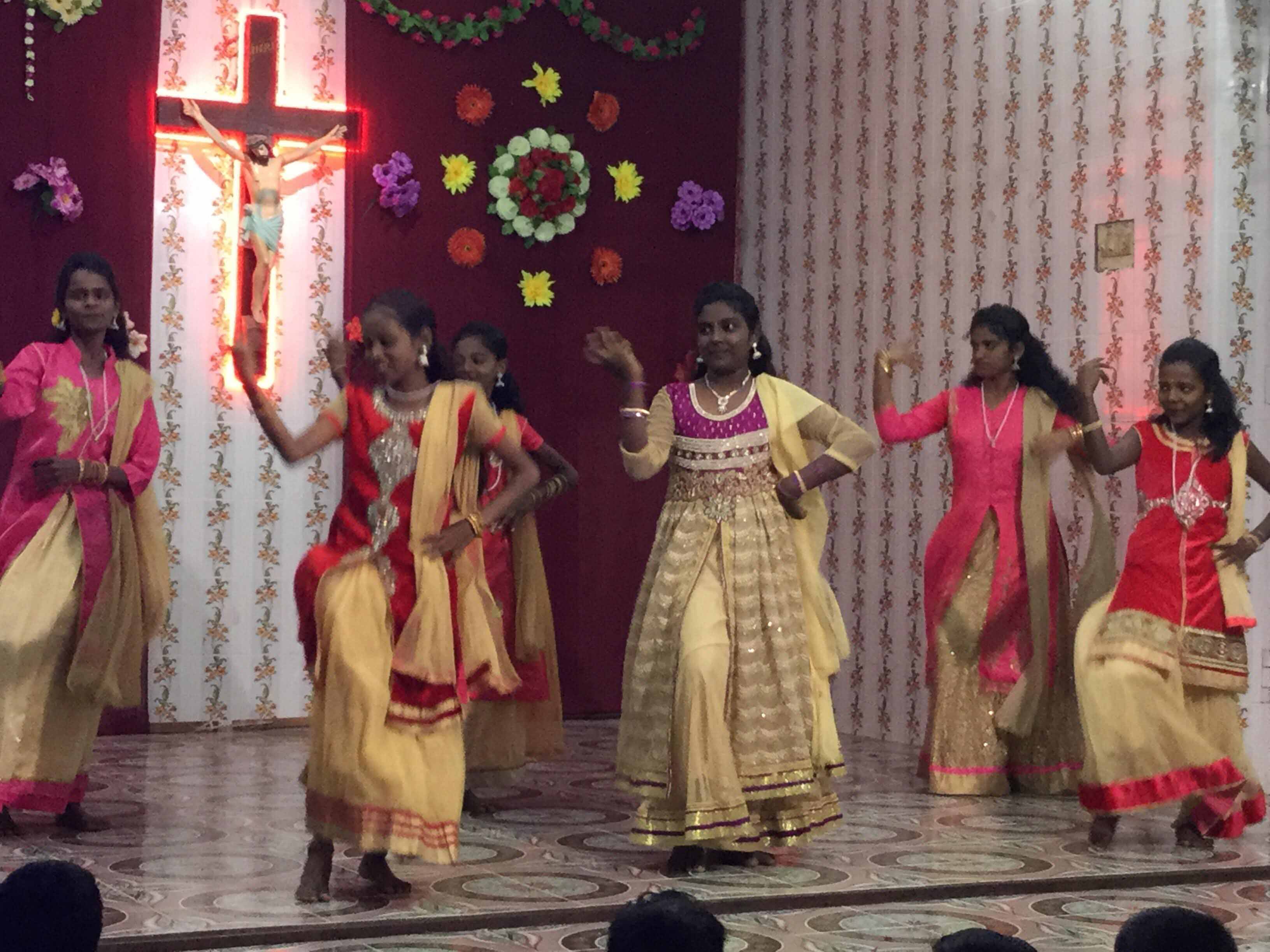 http://www.surandaianthoniyar.com